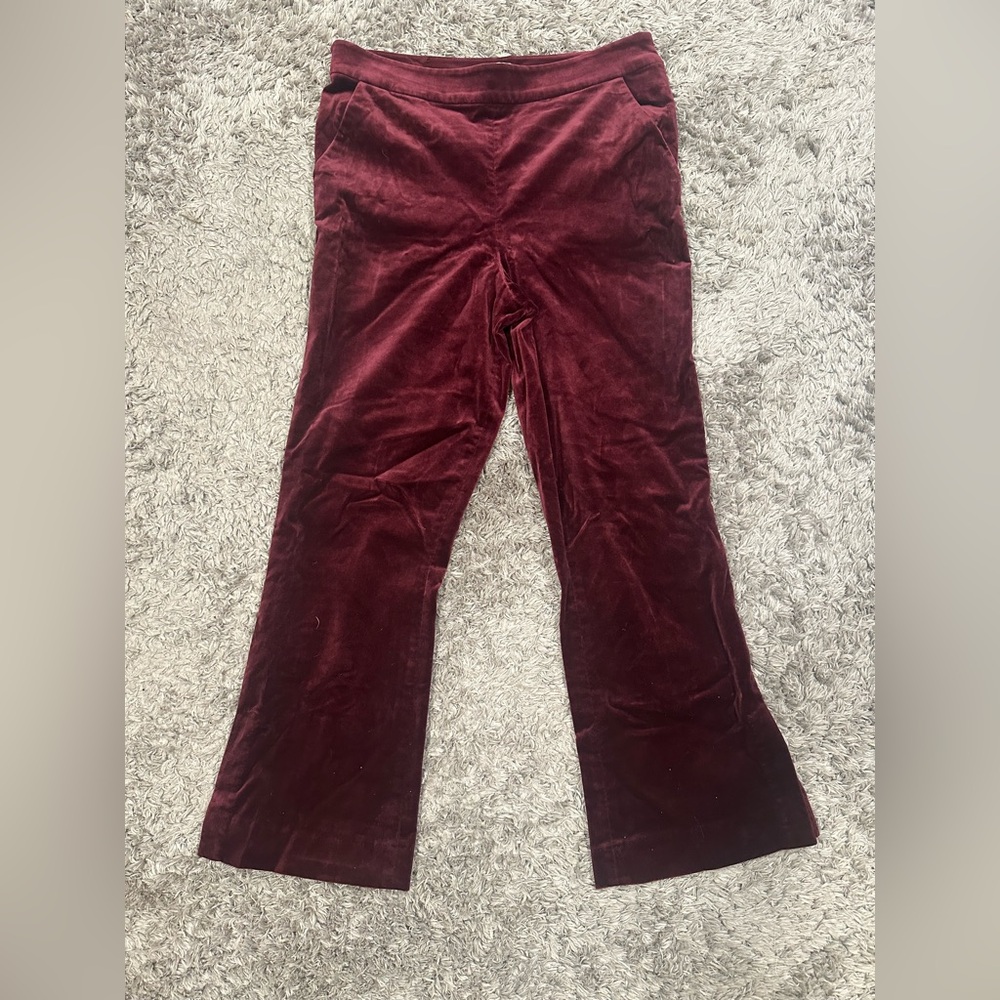 Burgundy velvet Frame cropped pants with side slit.